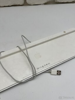 Klávesnice Apple Keyboard bílá - 3