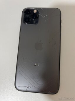 iPhone 11 Pro 64GB – Plně funkční – Prasklý zadní kryt - 3