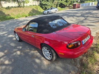 Mazda MX-5 NA - 3