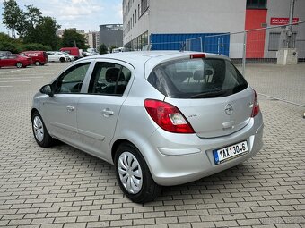 Opel Corsa, 1.2i 16V, 59kw Původ ČR 2. maj L+Z kola - 3