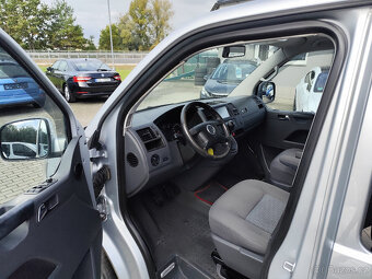 Volkswagen Caravelle 2,5TDI 96KW FACE 8MÍST ALU KLIMA TZ TOP - 3