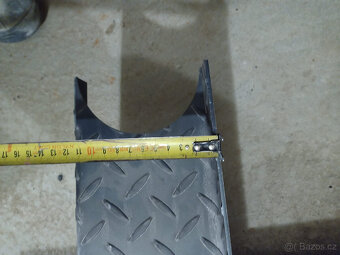 Prodám nové točité schodiště 140 cm - 3