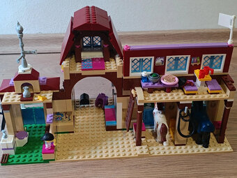 LEGO Friends 41126 jezdecký klub - 3