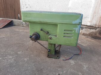 Stolní vrtačka TOS - 3