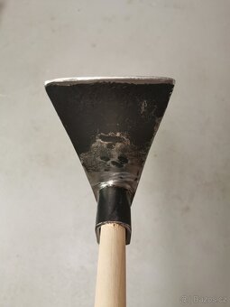 Kovaná zahradní motyka šíroká cca 10cm - NOVÁ, vyrobeno v ČR - 3