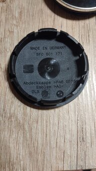 Krytka středu kola se znakem Seat - 3