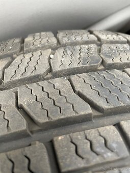 Pneu 215/65/16C - 5x120 - zimní + letní sada - 3