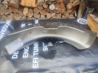 HARLEY DAVIDSON SOFTAIL PŘEDNÍ BLATNÍK - 3