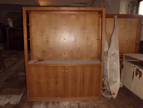 komoda/skříň/knihovna - 3