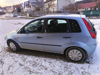 Ford fiesta 1.3.2005 - 3