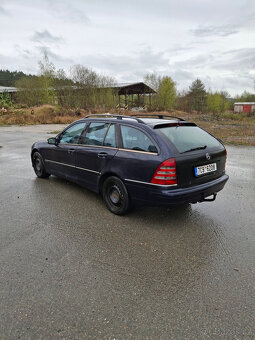 prodám Mercedes Benz W203 C 270CDI automat, tažné zařízení. - 3