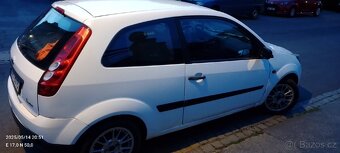 Ford Fiesta 1.4 benzín - 3