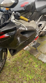 Aprilia RSV 1000 R - 3