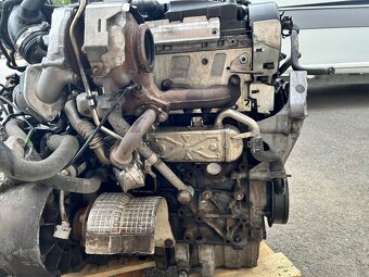 Motor CFF 2.0TDI 103kw + převodovka NFU - 3