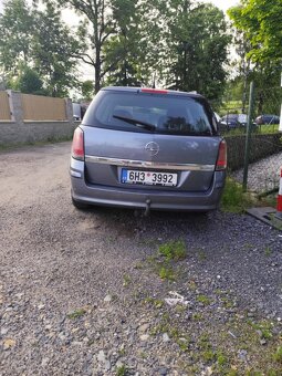 Opel astra H 1.9cdi 74kw - 3