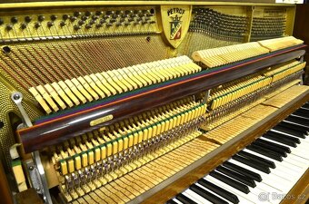Pianino k zapůjčení. - 3