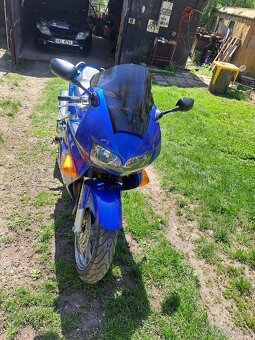 Honda VFR 800 Fi - 3