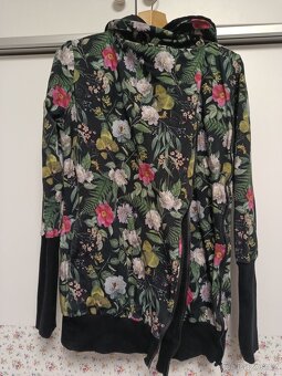 Nosící mikiny Greyse a Made by Zuz - 3