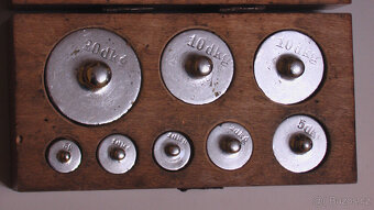 DOPLNĚK DO KUCHYNĚ - ZÁVAŽÍČKA - 3