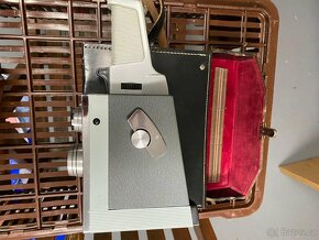 Prodám promítačku, staré fotoaparáty, starou kameru - 3