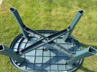 2 Zahradní plastové stoly - 3