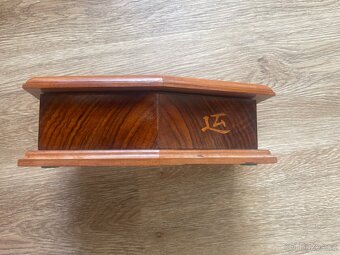 Dřevěná šperkovnice - 3