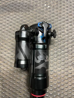 Tlumič Rockshox - 3