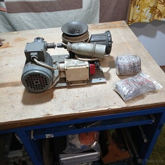 Elektrický mlýnek na maso - 3