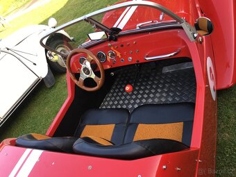 Burton Citroen 2CV kachna - 3