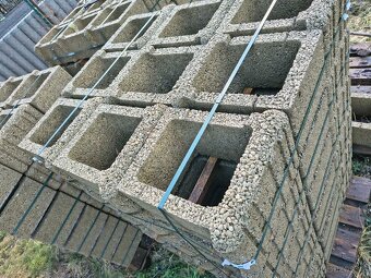 Svahové tvárnice (svahovky) - 3