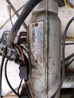 Prodám bufík, nezávislé topení trabant 601 - 3