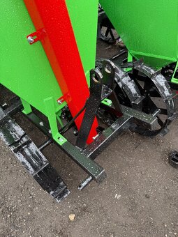 Sazeč brambor 1 i 2 řádek - 3