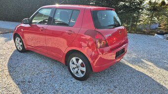 Suzuki Swift 1.3i - 3