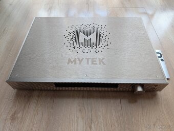 Mytek Manhattan - referenční DAC a preamp - 3