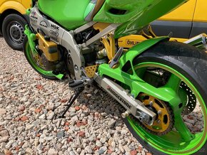 KAWASAKI ZX 900 SPECIÁL DESIGN - 3