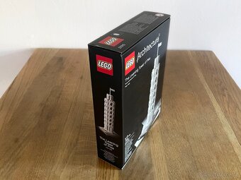 nové Lego Architecture 21015 Šikmá věž v Pise - 3