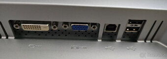 Dell 2208WFPt 22" LCD - 3