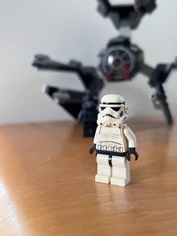 Lego Star Wars 8087 TIE Defender - 3