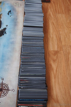VÝPRODEJ: 1.000 ks + podložka Magic: The Gathering - 3