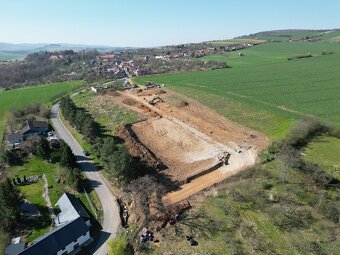 Prodej stavebního pozemku 850 m² - 3