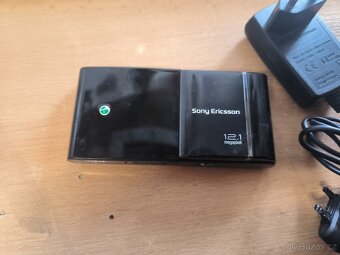 Sony Ericsson U1i - 3