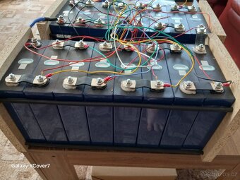 Prodám lifepo4 akumulátor články CALB 230Ah 48v - 3
