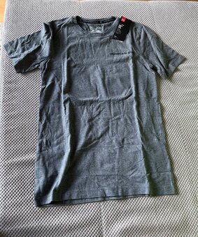 Triko Under Armour - 3