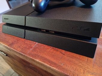 Playstation 4 1TB - 3