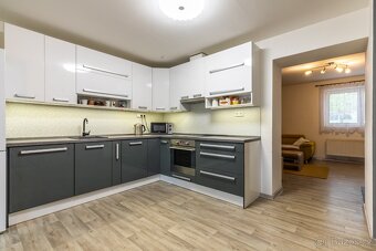 Prodej domu po celkové rekonstrukci - Kladno. - 3