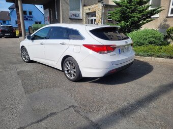 Prodám Hyundai i40 CW 1,7 CRDi, 2014,135.500km,1 maj. - 3