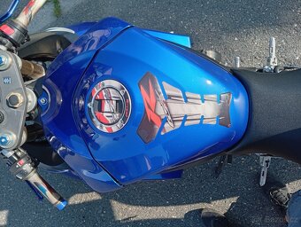 Suzuki GSX-R 600 - 3