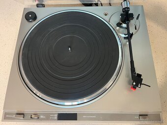 Gramofon Universum F2330 Direct drive - 3