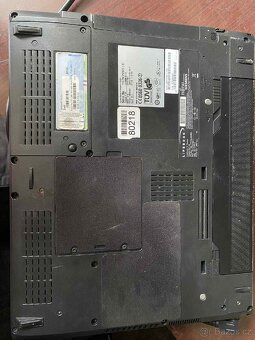 Prodám notebook Siemens - 3