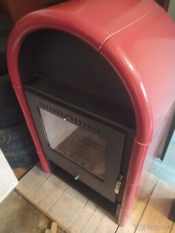 KACHLOVÁ KRBOVÁ ČERVENÁ KAMNA 7 KW + PŘÍSLUŠENSTVÍ - 3